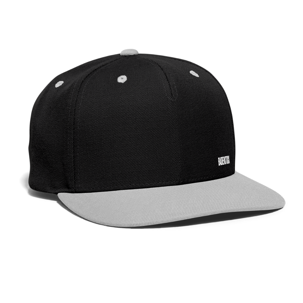 Badenstock Contrast Snapback Cap White logo front - black/grey